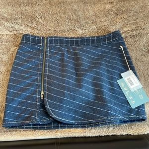 Santa Barbara Purnell wool skirt.